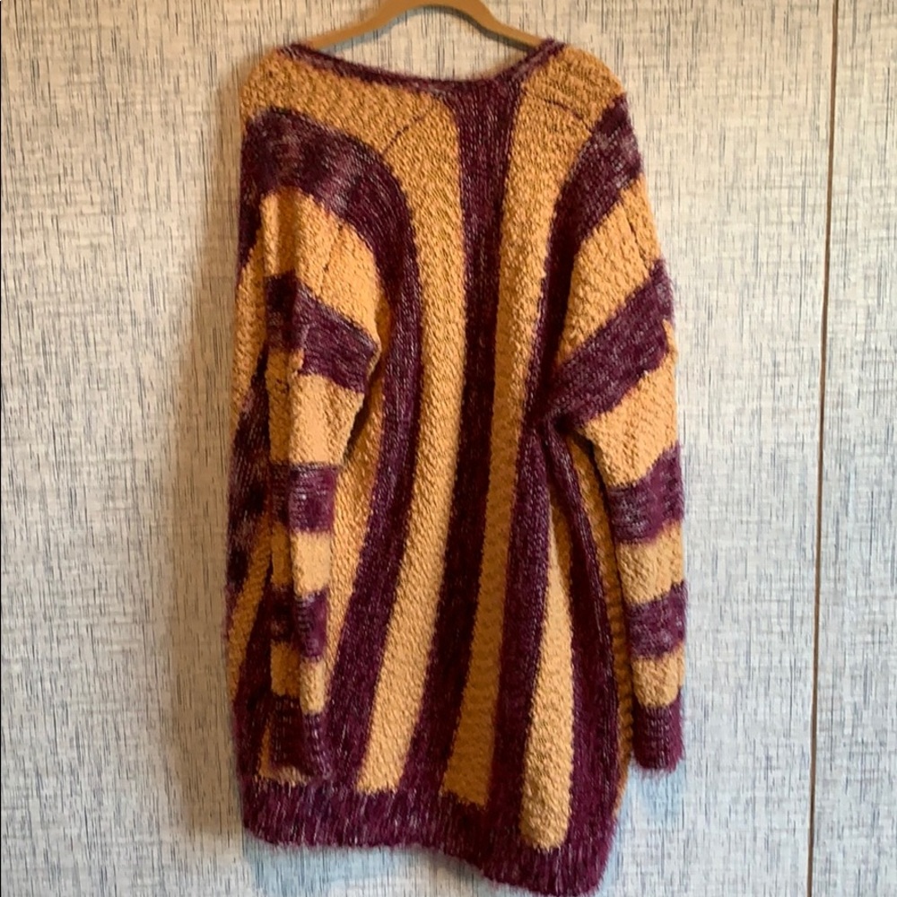 Cardigan - Picture 3 of 3